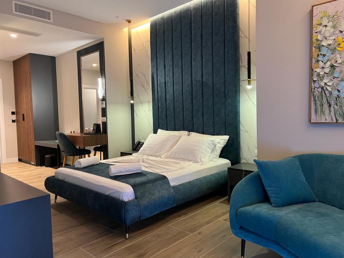 Domus Hotel & Apartments Shëngjin Eksteriør billede