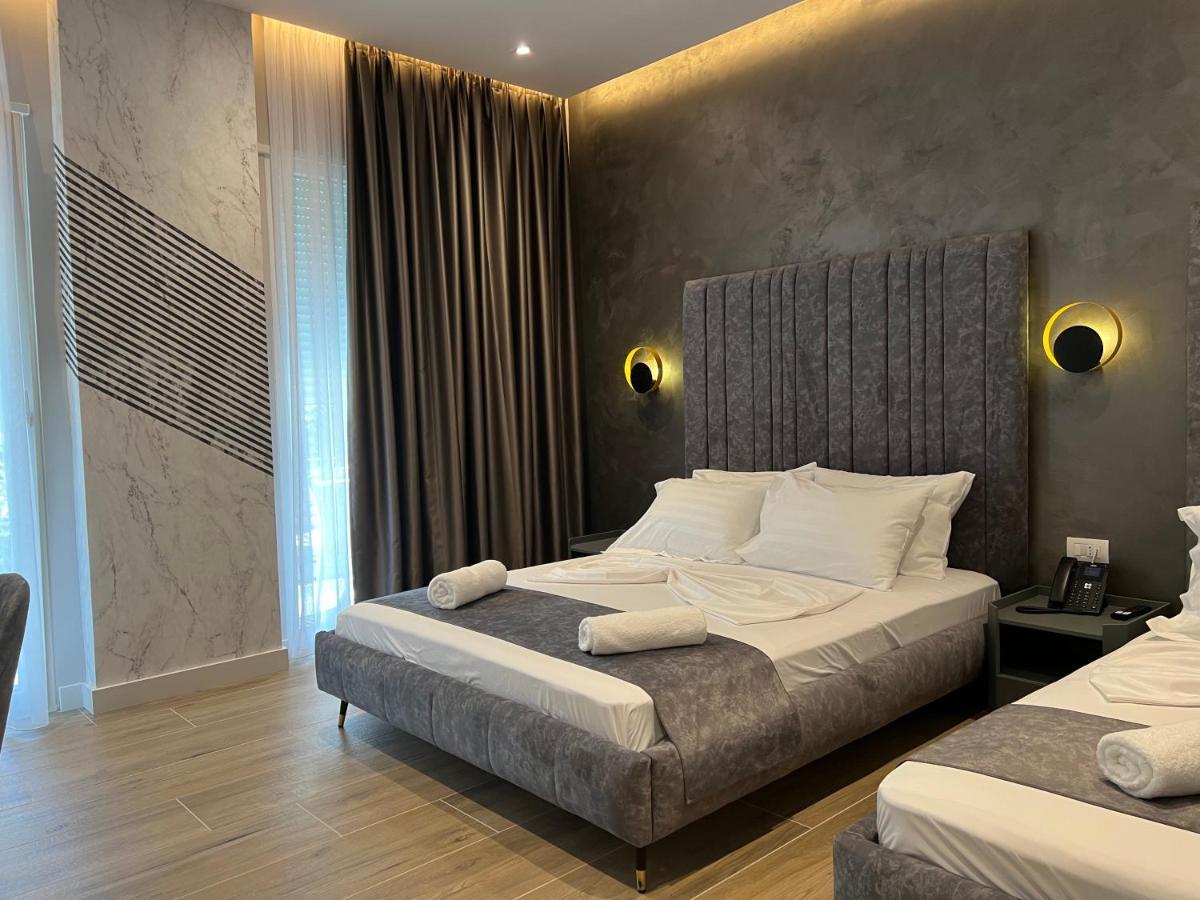 Domus Hotel & Apartments Shëngjin Eksteriør billede