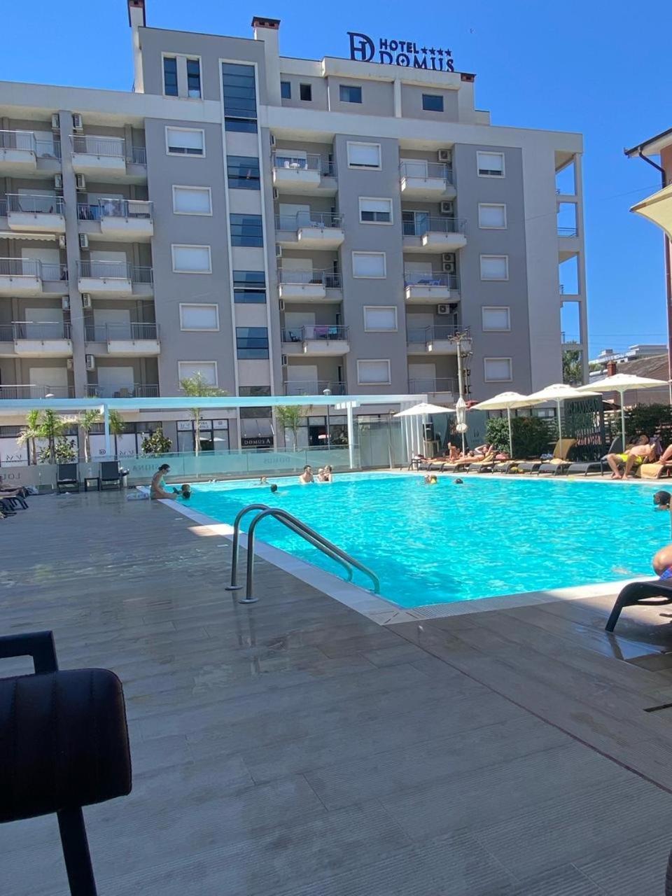 Domus Hotel & Apartments Shëngjin Eksteriør billede