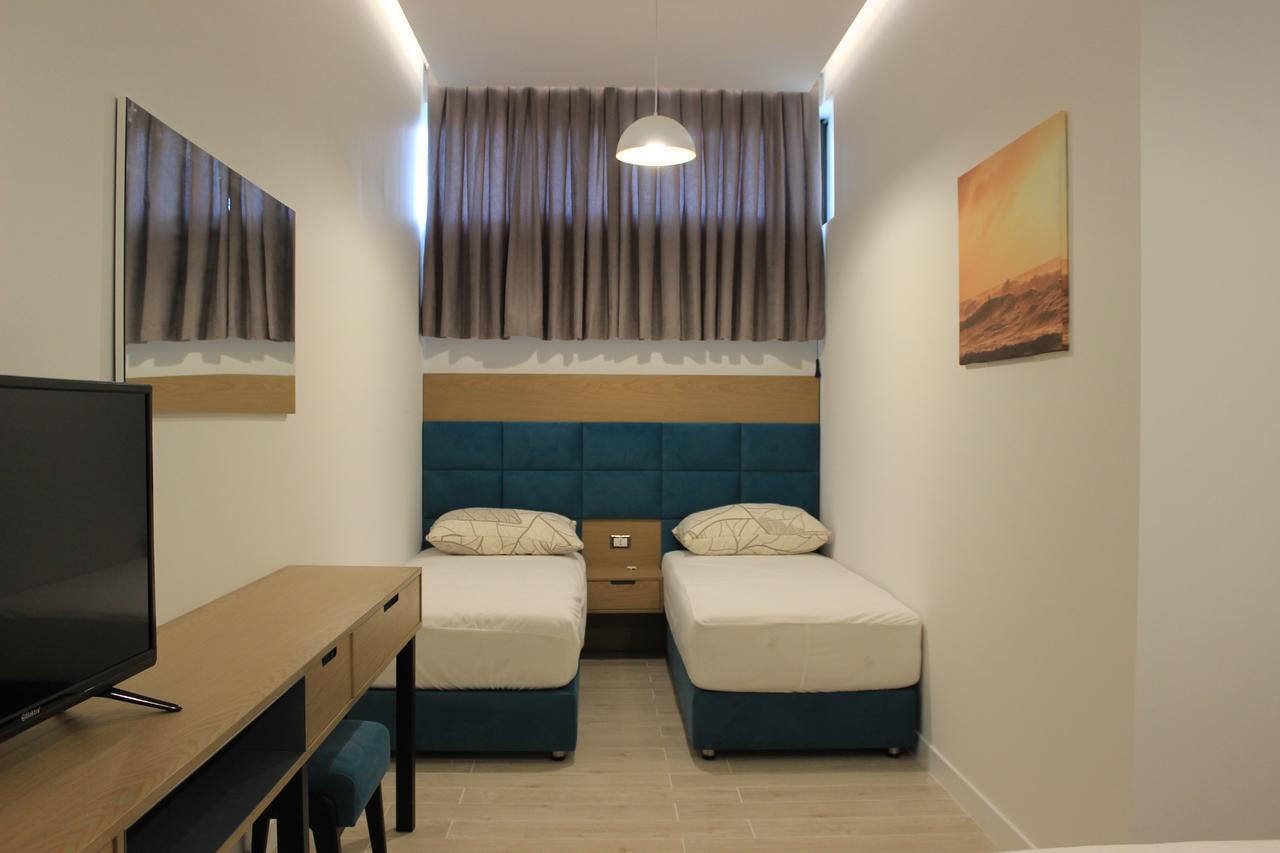 Domus Hotel & Apartments Shëngjin Eksteriør billede