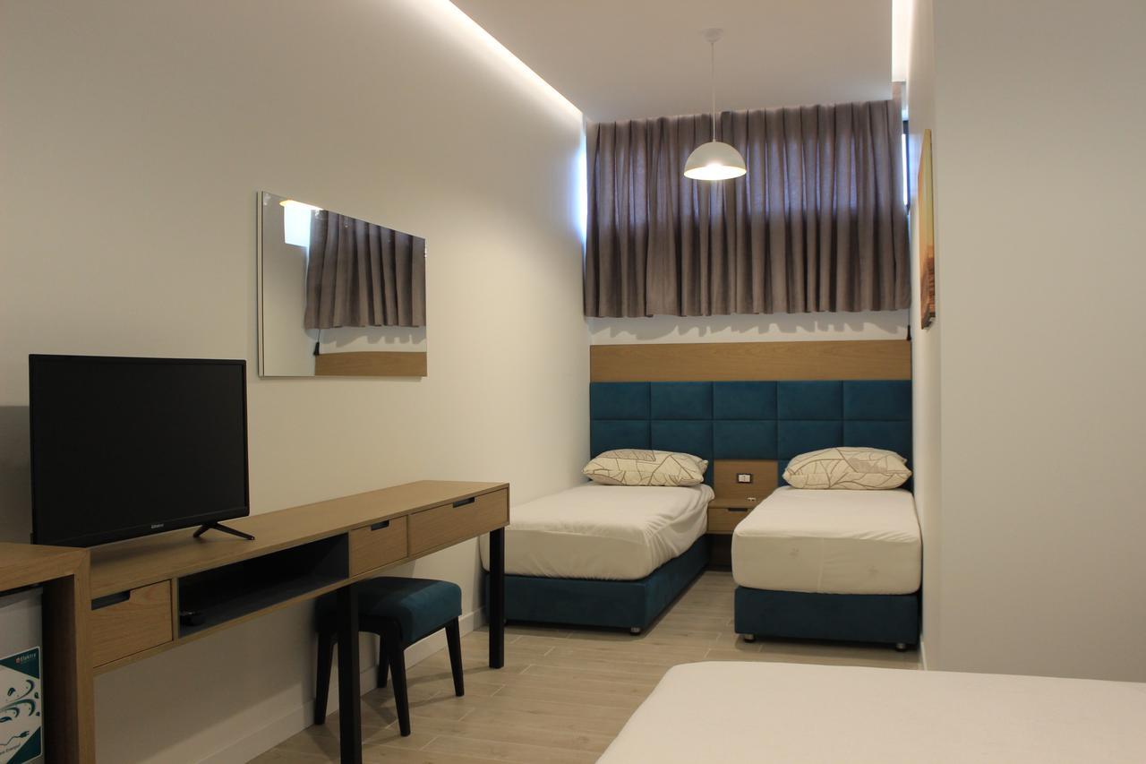 Domus Hotel & Apartments Shëngjin Eksteriør billede