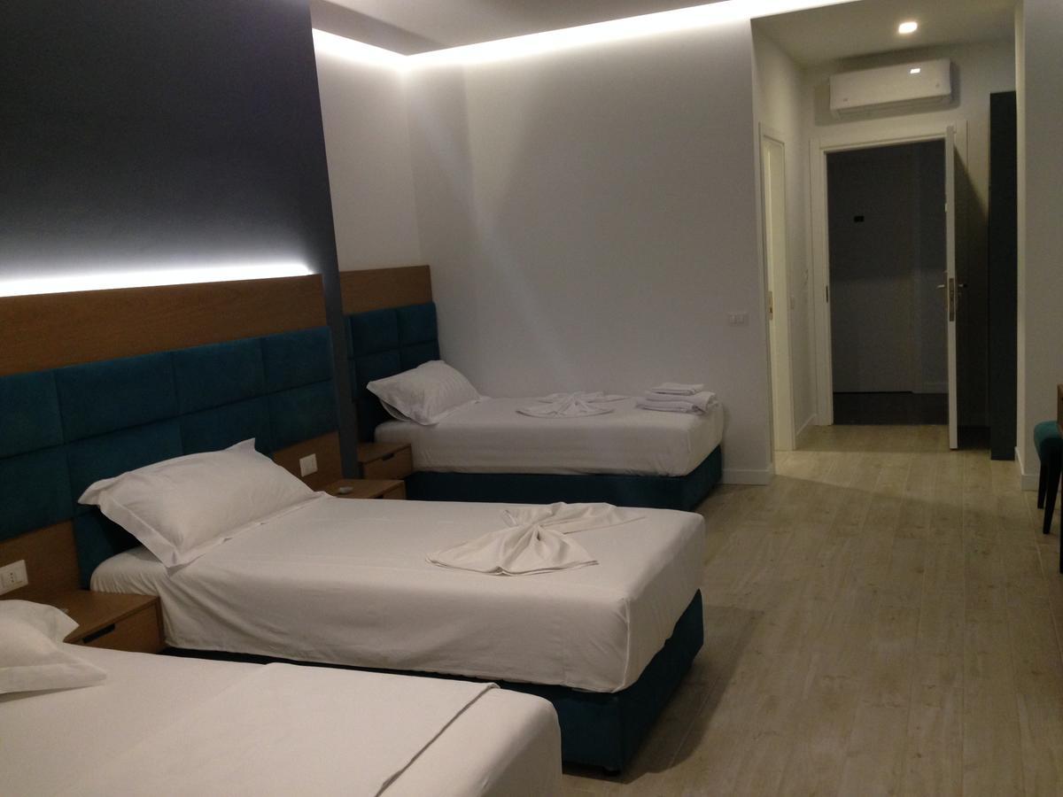 Domus Hotel & Apartments Shëngjin Eksteriør billede