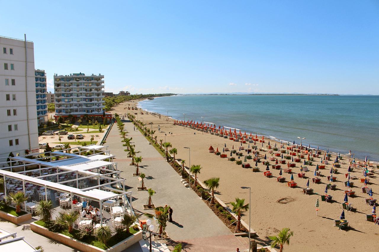 Domus Hotel & Apartments Shëngjin Eksteriør billede