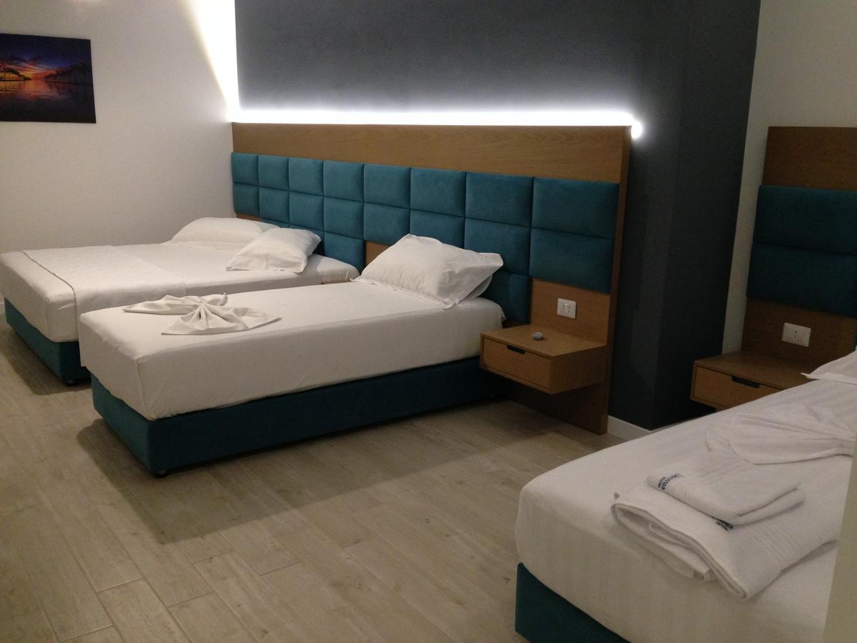 Domus Hotel & Apartments Shëngjin Eksteriør billede